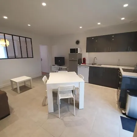Apartment T2 Coeur Centre Hendaye