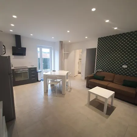 T2 Coeur Centre Apartment Hendaye